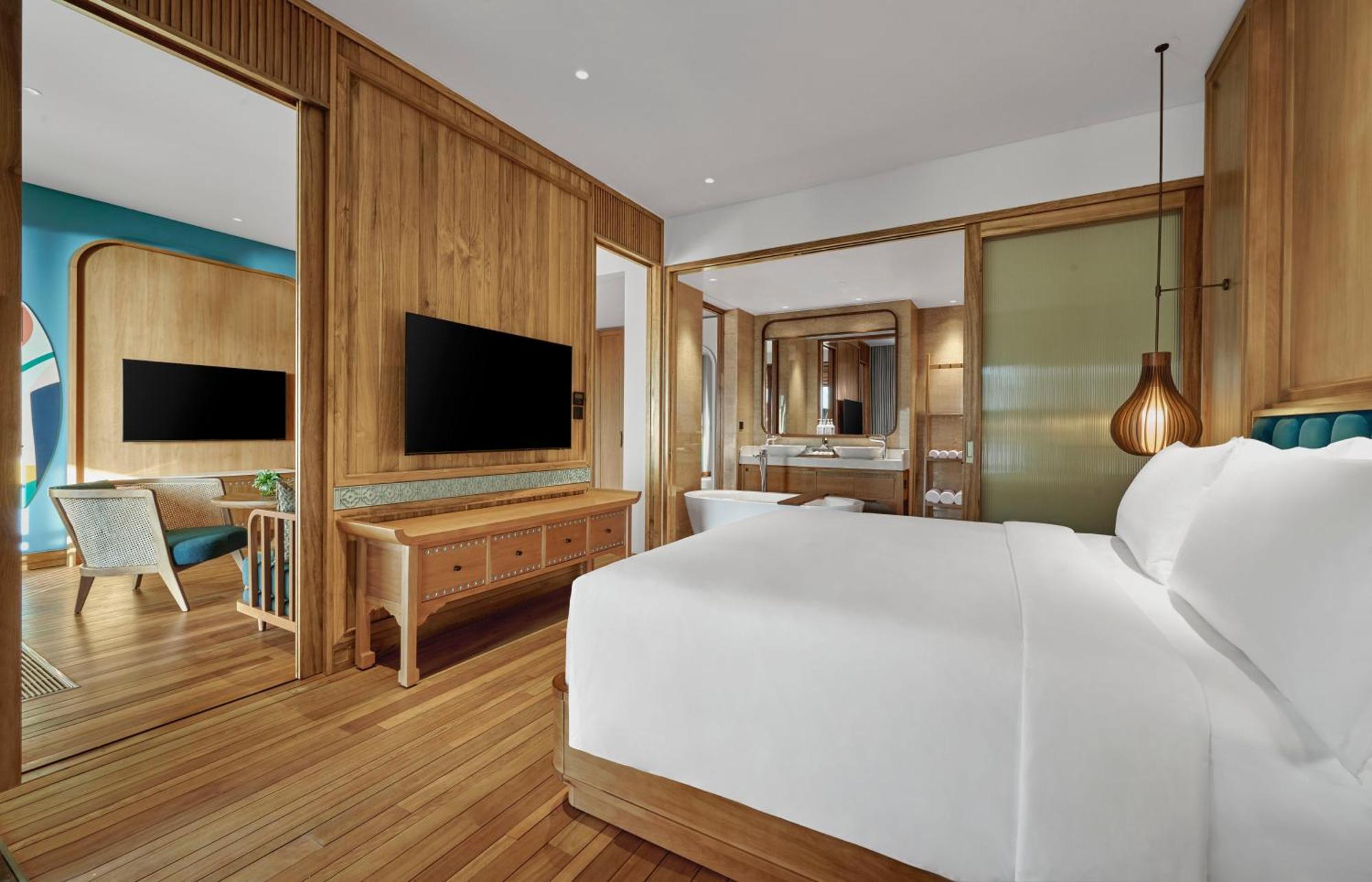 One-Bedroom Suite with Ocean View with 20% Disc F&B Excl. Alcohol and In Room Dining (T&C Apply)